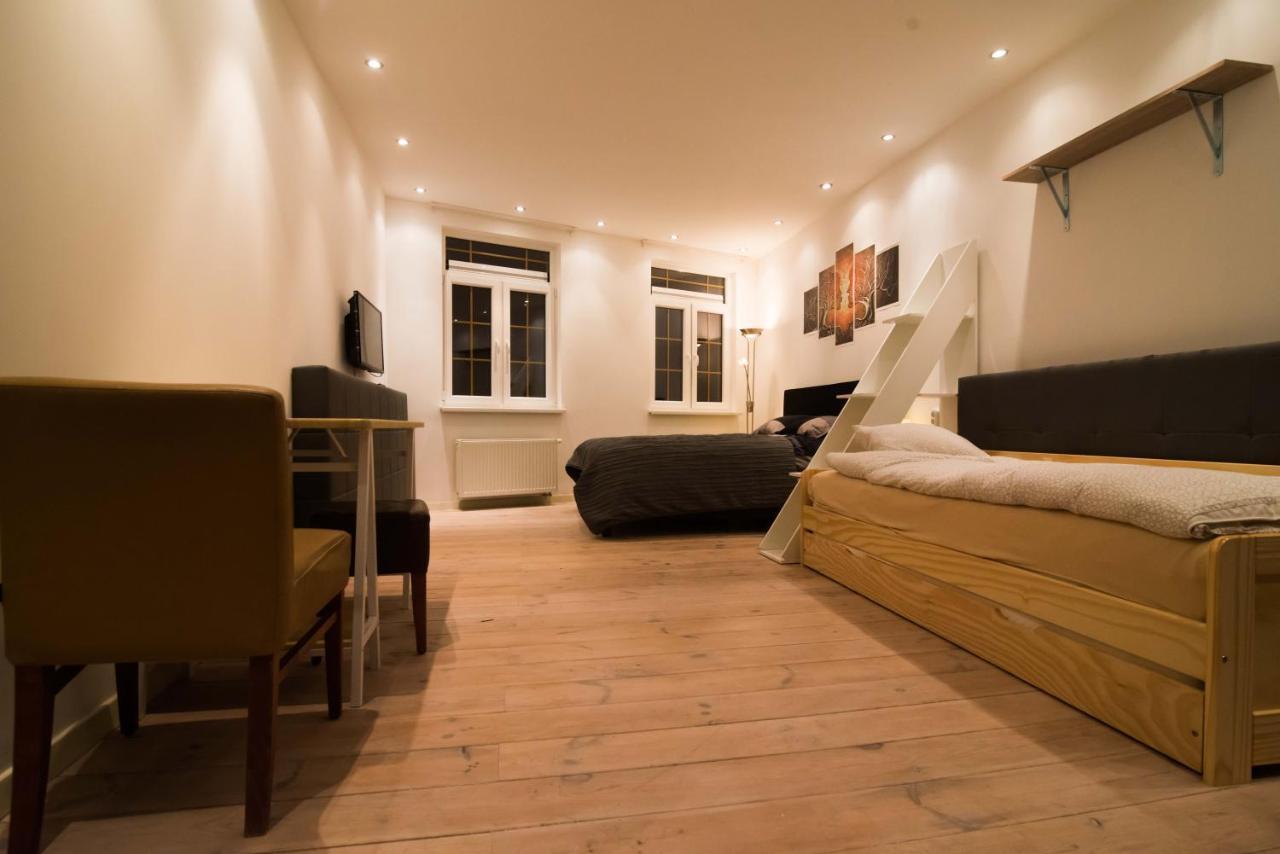 Full 4 Floors House At The Center Villa Anvers Exterior foto